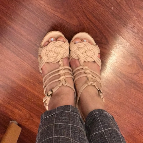 Platform shoes - Picture 3 of 3